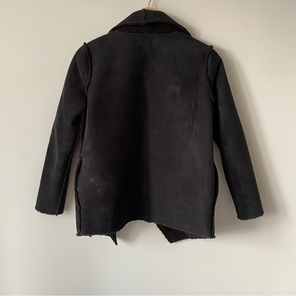 Velvet by Graham and Spencer women’s Black Faux Suede Sherpa-Lined Jacket - XS - Picture 3 of 13